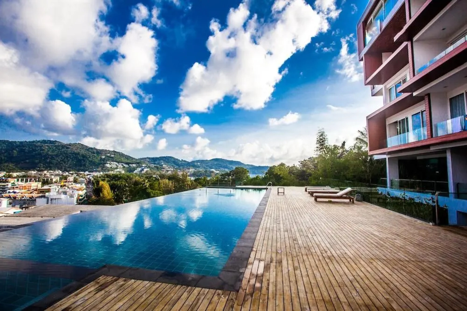 Апартаменты Q Kata Residence