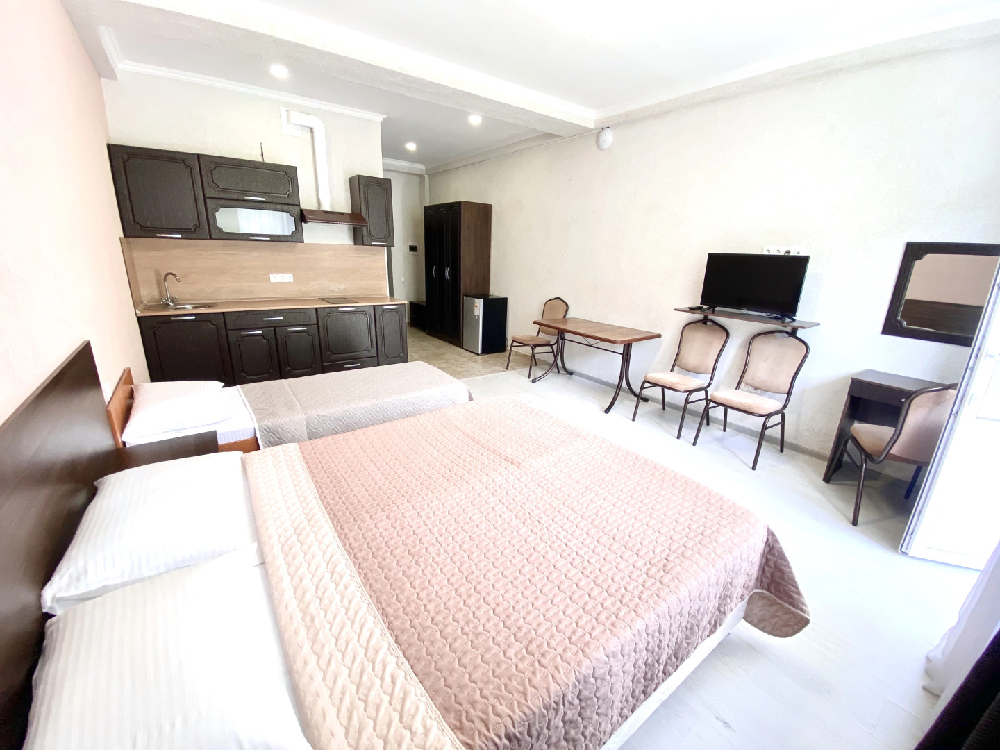 Апартаменты Mountain Hill