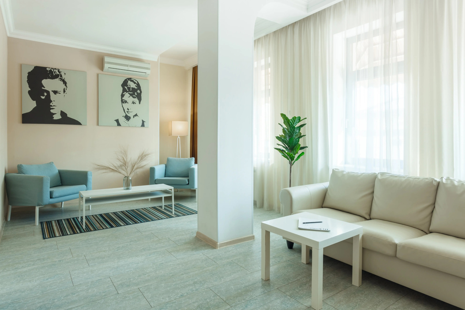 Отель Британика