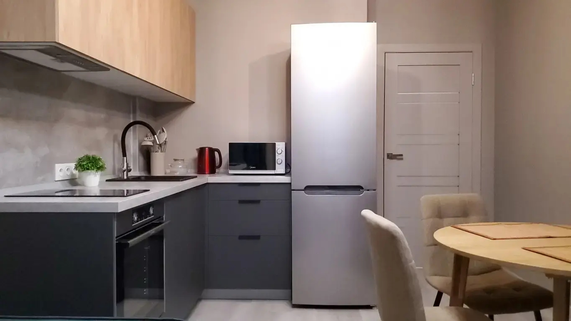 Апартаменты Panda Home с отличным ремонтом возле озера