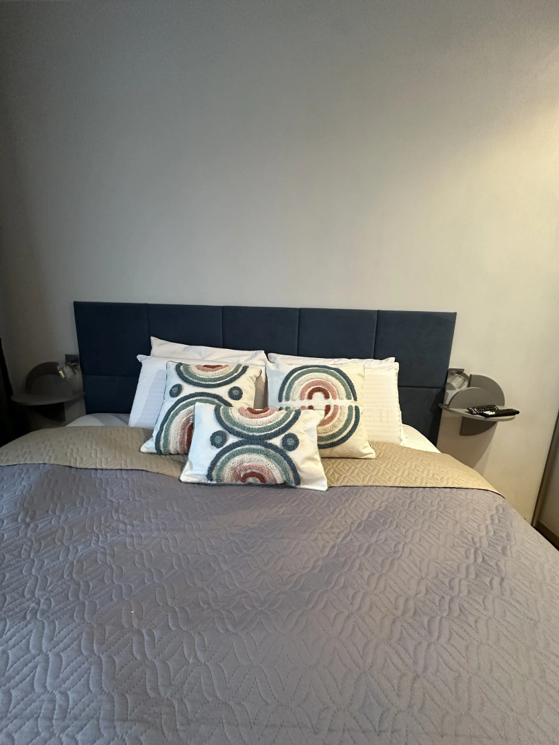 Квартира 2х комнатная у ТЦ Лотос плазы