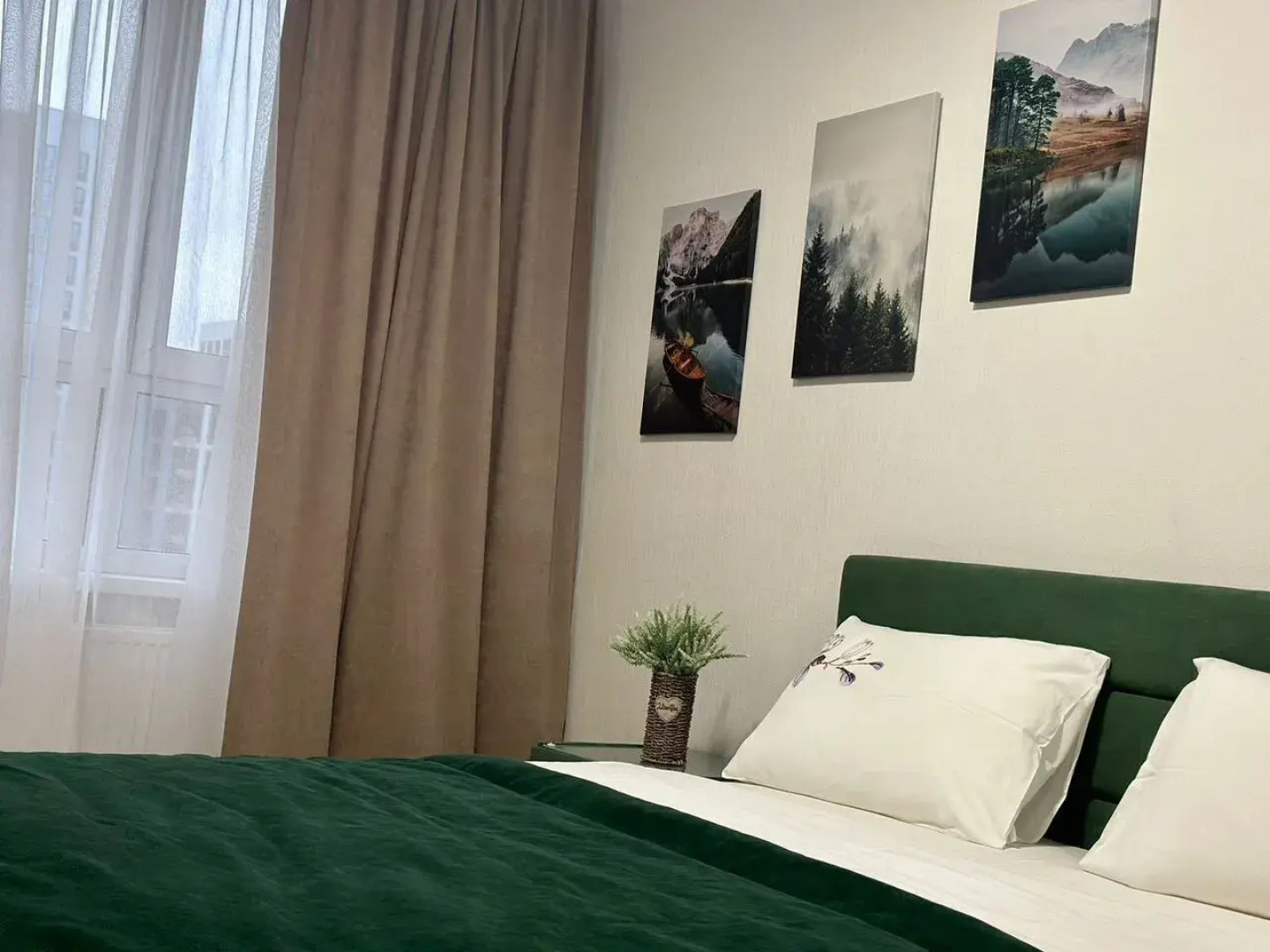 Апартаменты однокомнатные на проспекте Куприна 36к1