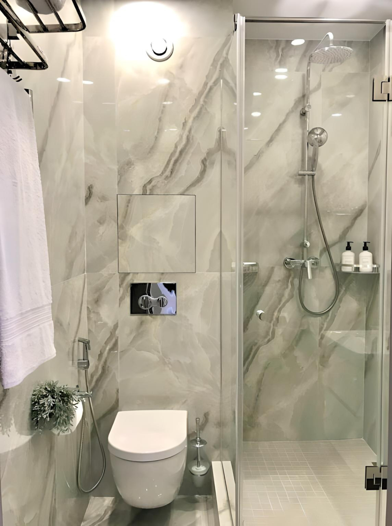 Апартаменты АК Миррор на Учительской