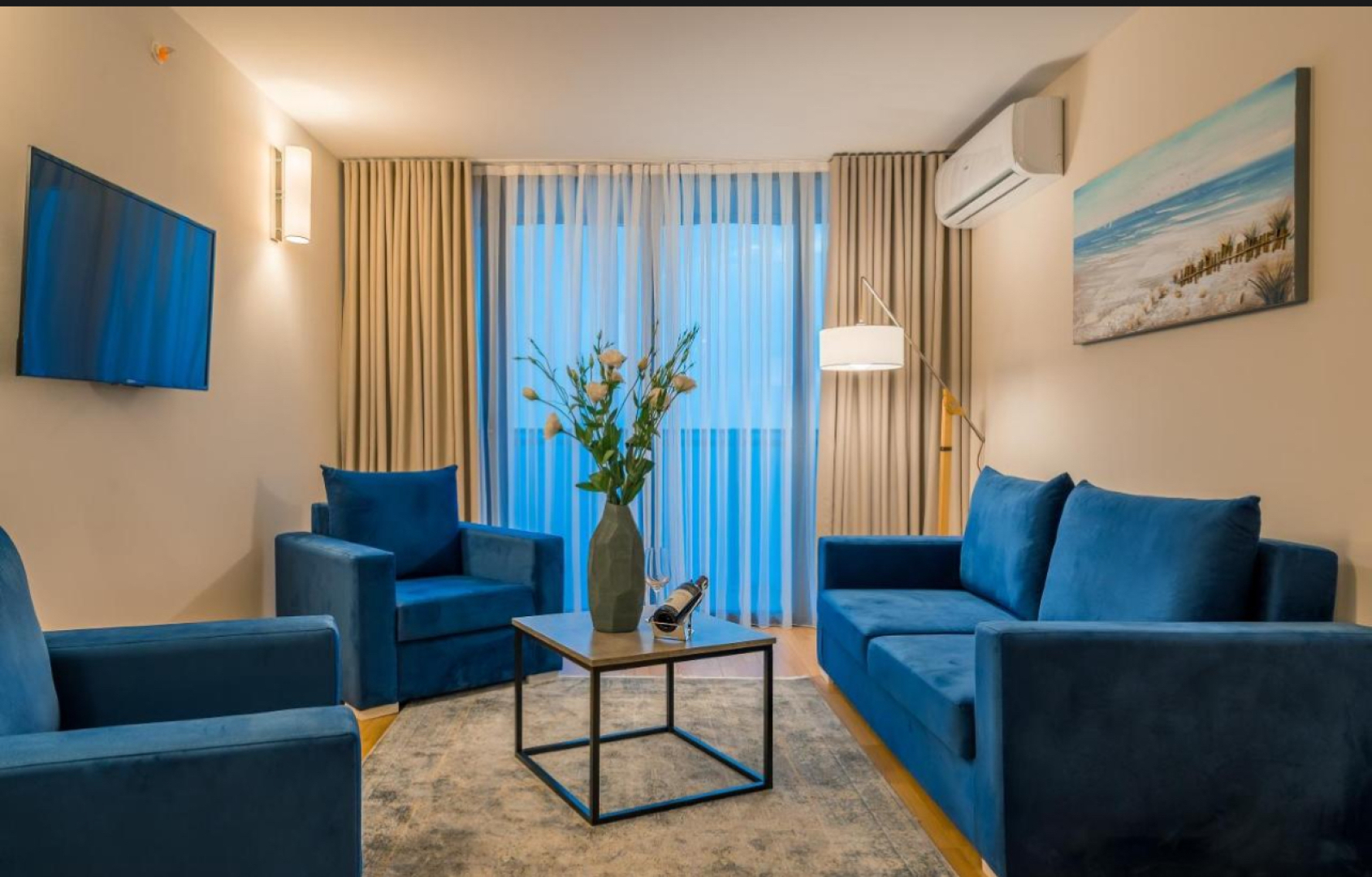 Апарт-отель V&V Orbi City