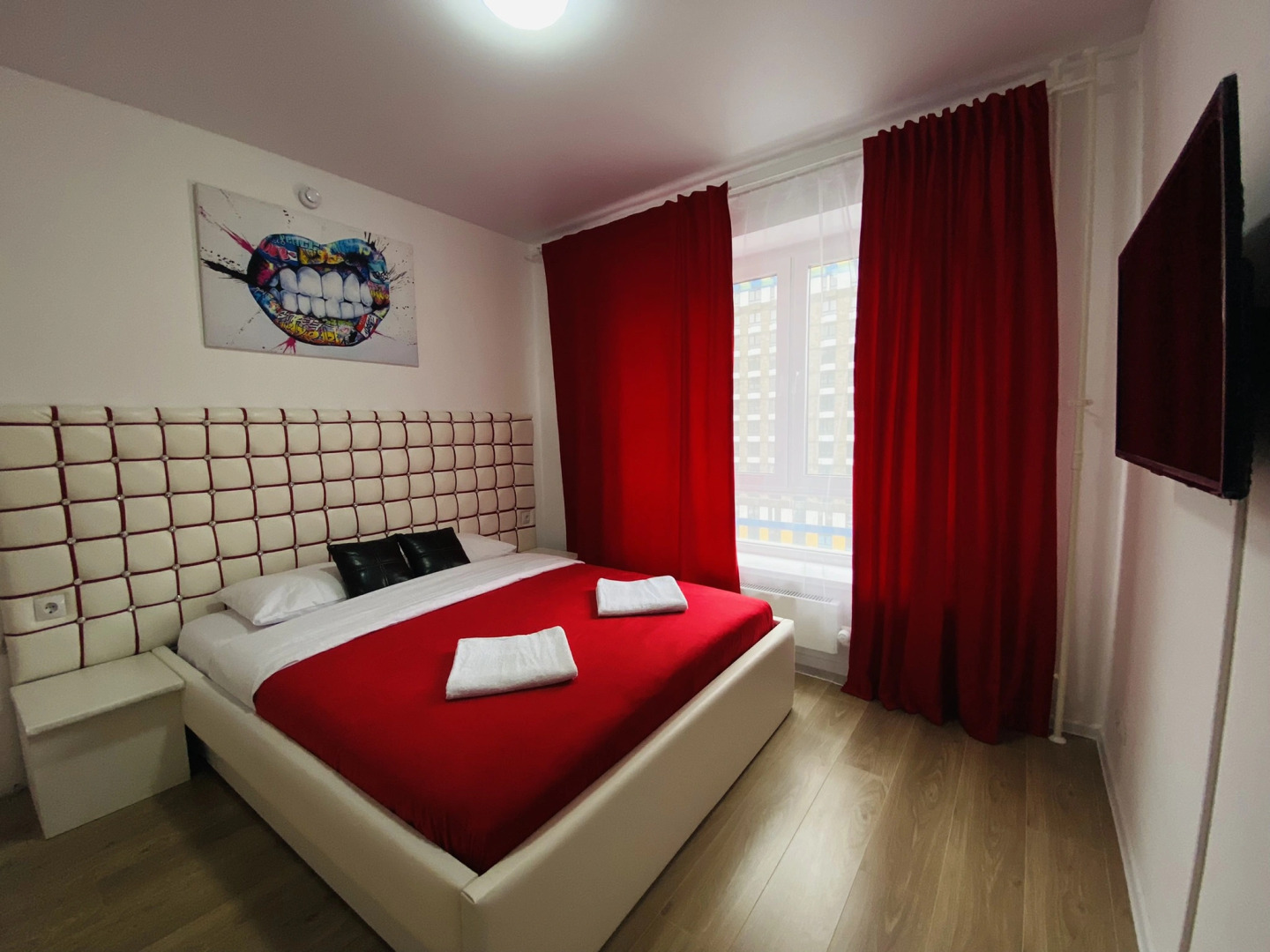 Апартаменты на улице Летчика Ларюшина 6/1