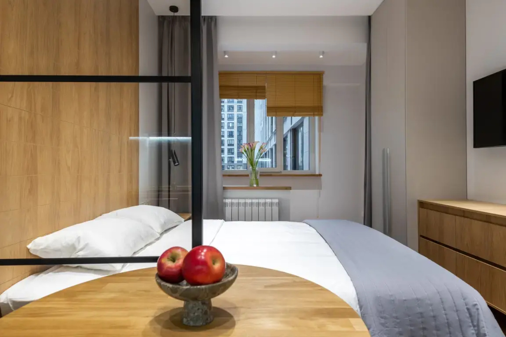 Апартаменты Делюкс с видом на двор-парк Модерн Дизайн у Динамо