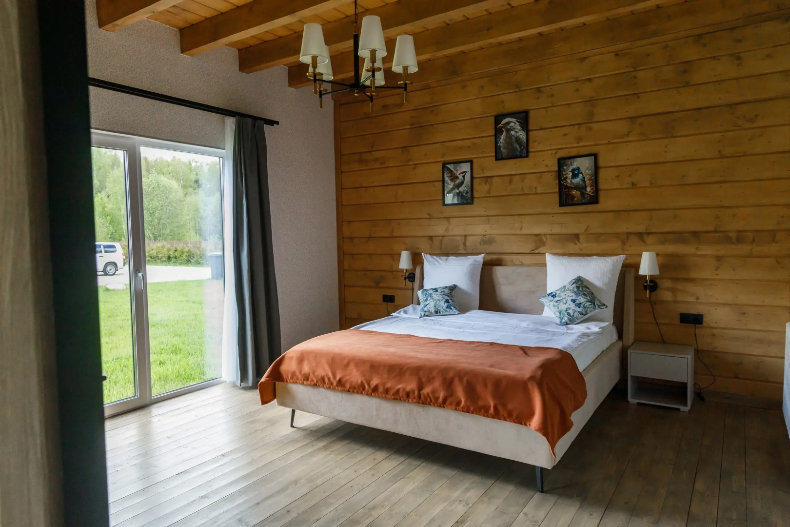 Частный дом Трехкомнатный 145 метров в лесу у пруда