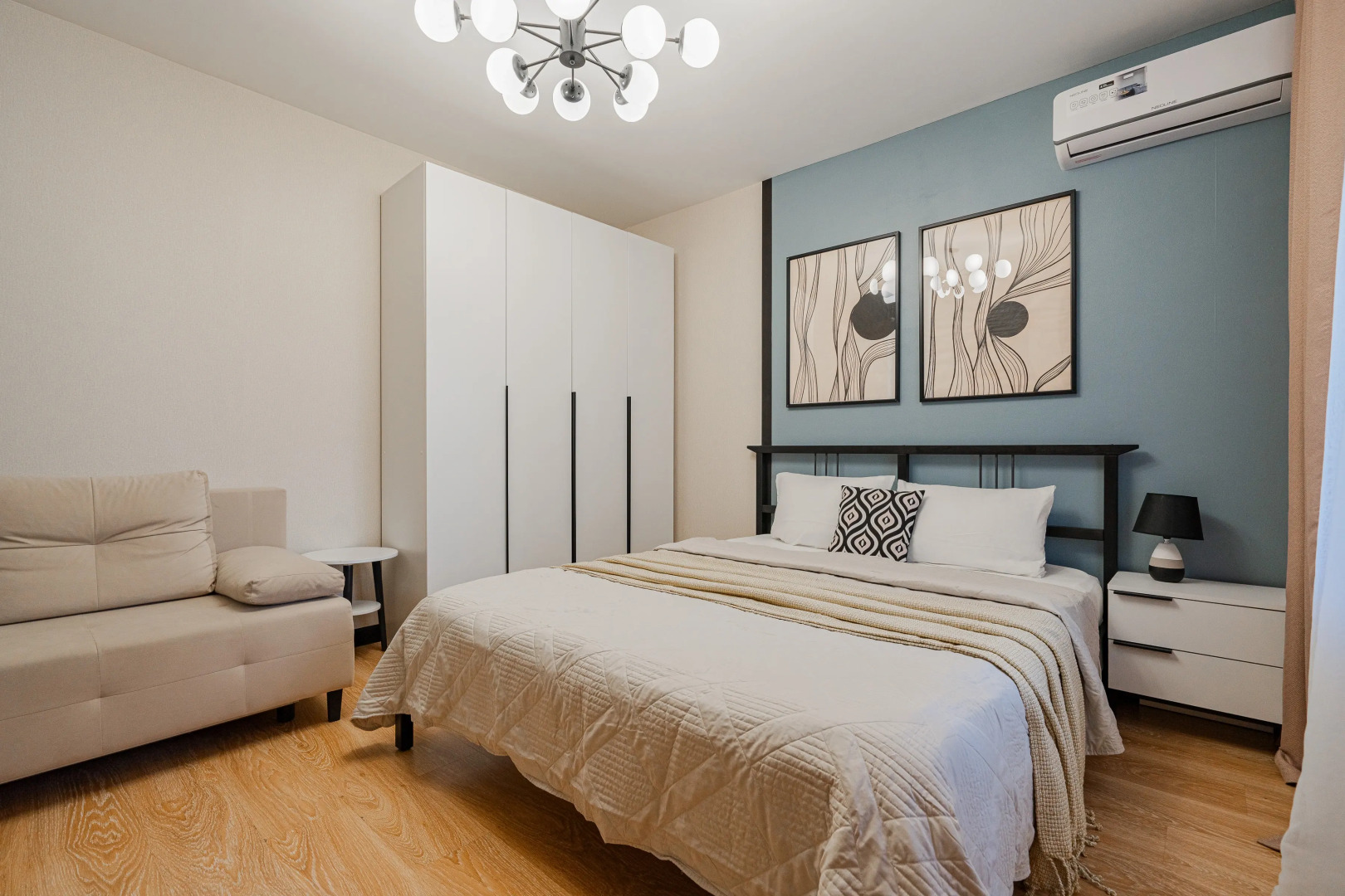 Апартаменты комфорт класса в 3-х минутах от метро