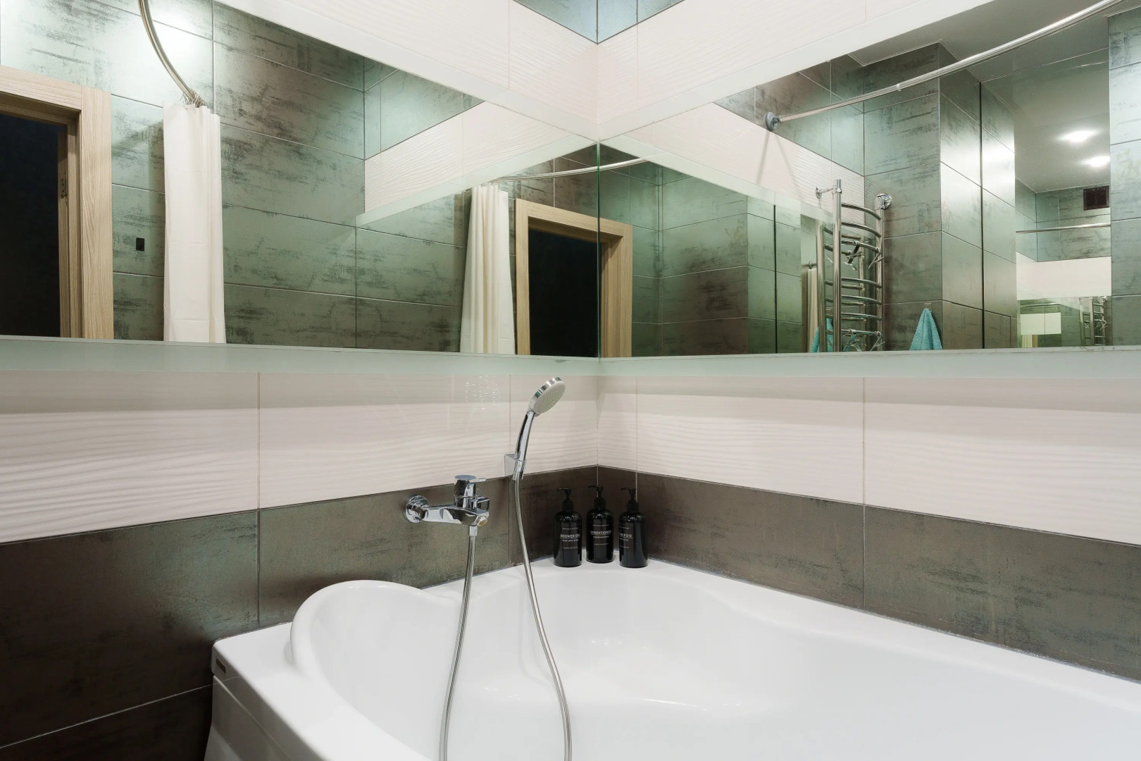 Квартира Уютная возле Метро Грушевка