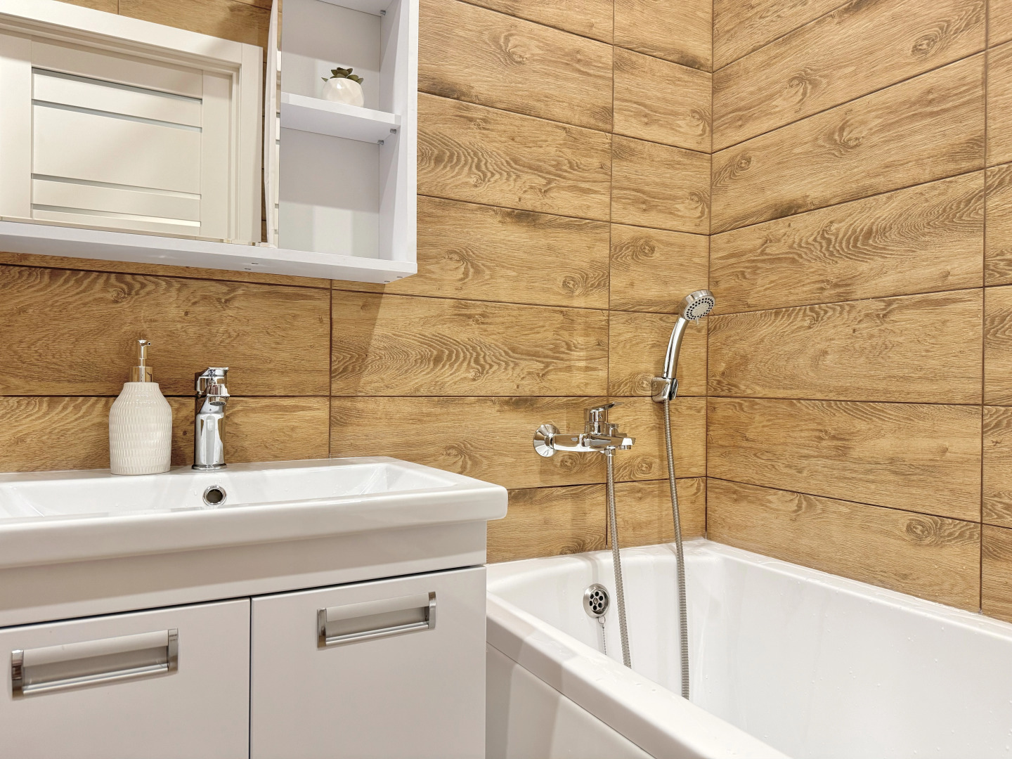 Квартира Hugge Place [Объект 131]