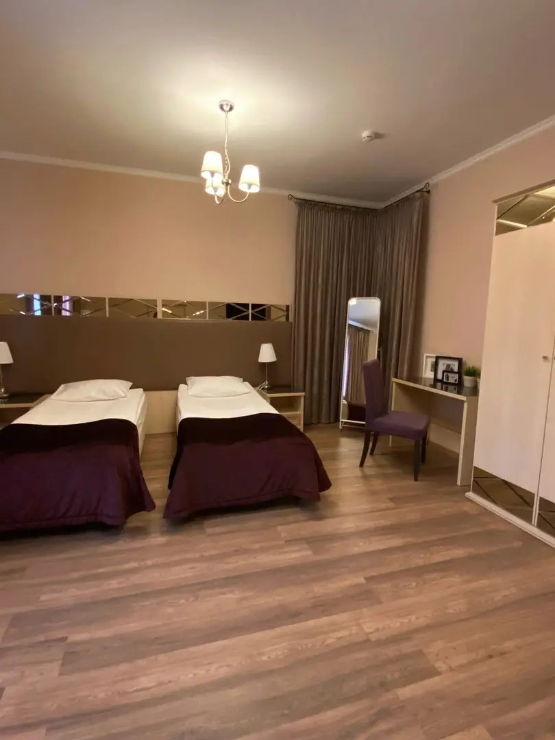 Отель Green Roof