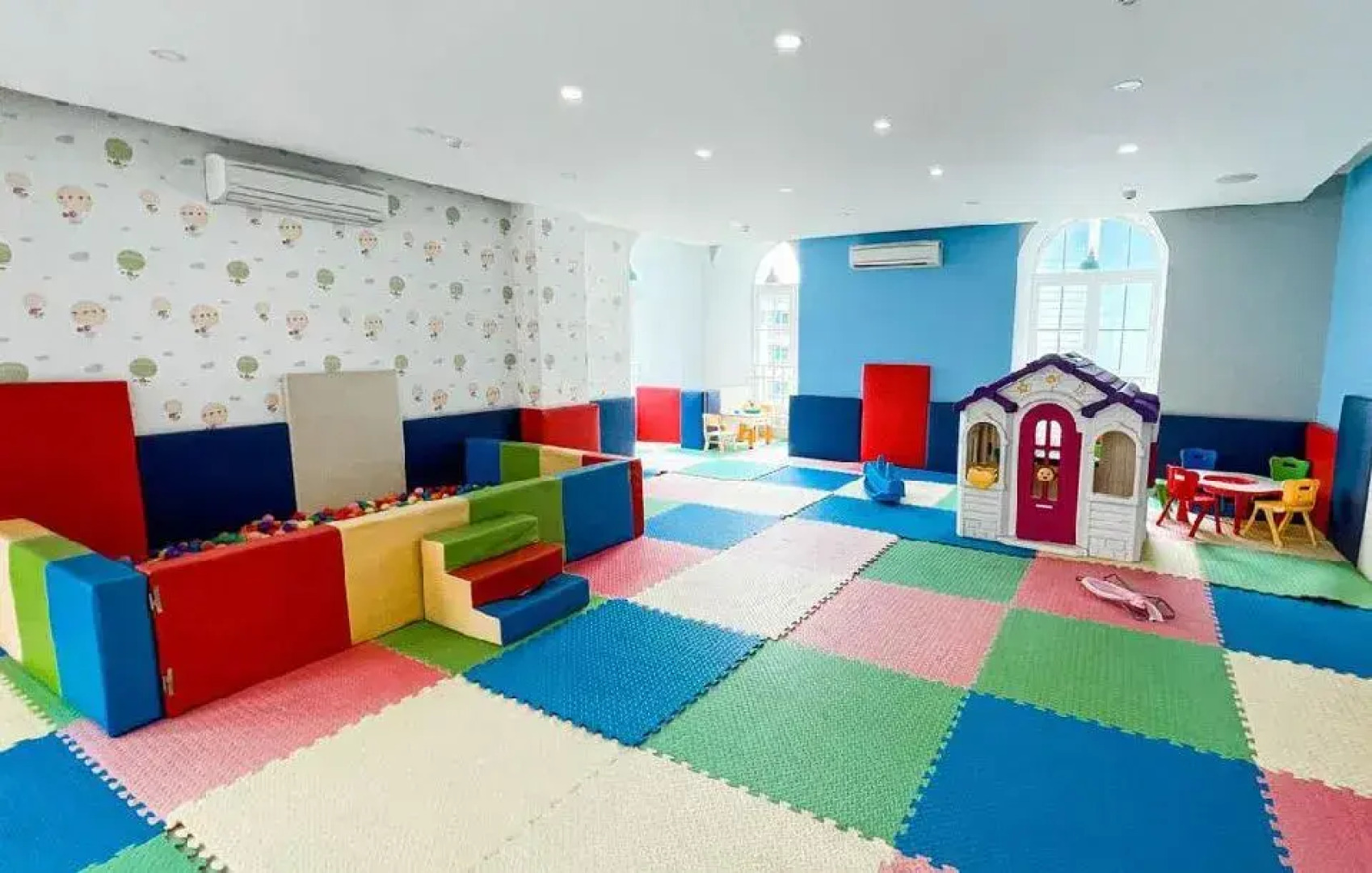 Апартаменты Grand Florida Beachfront