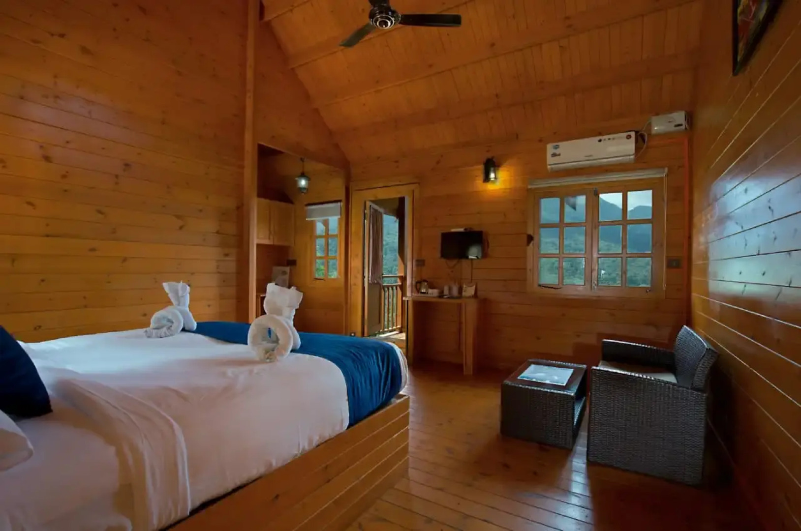 Отель Camellia and Elettaria the Twin Resorts