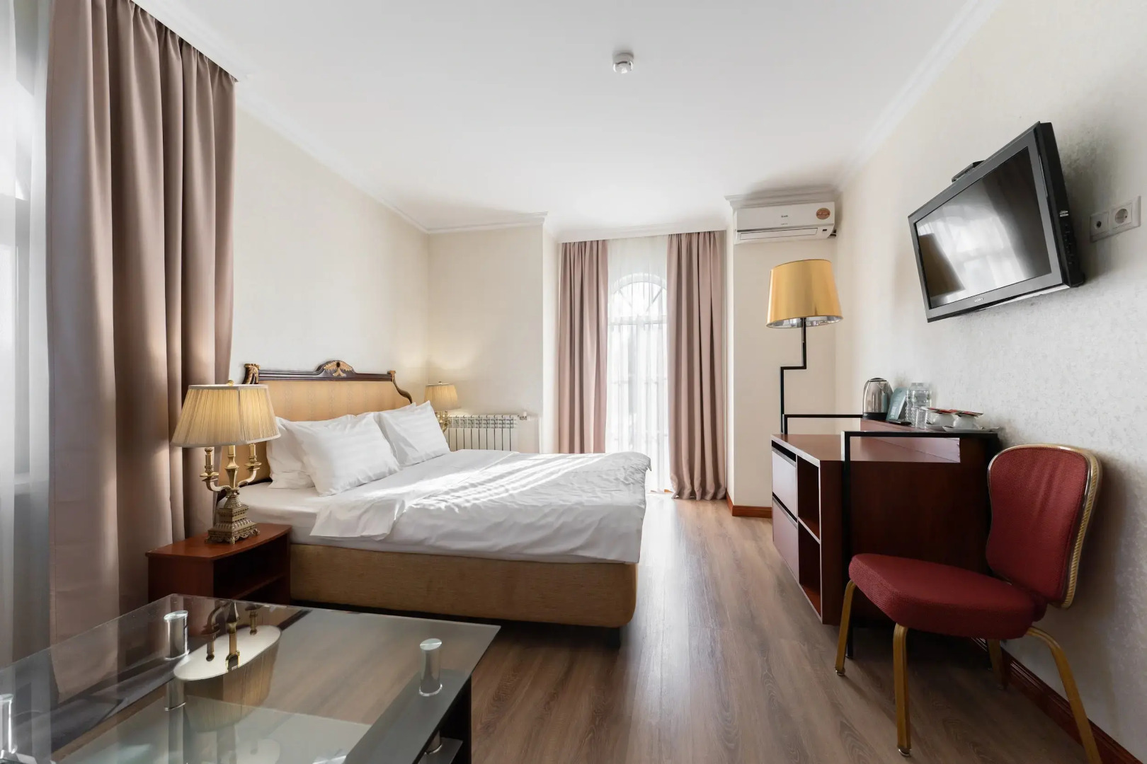 Отель Курортно - развлекательный комплекс Внуково Вилладж (Vnukovo Village)