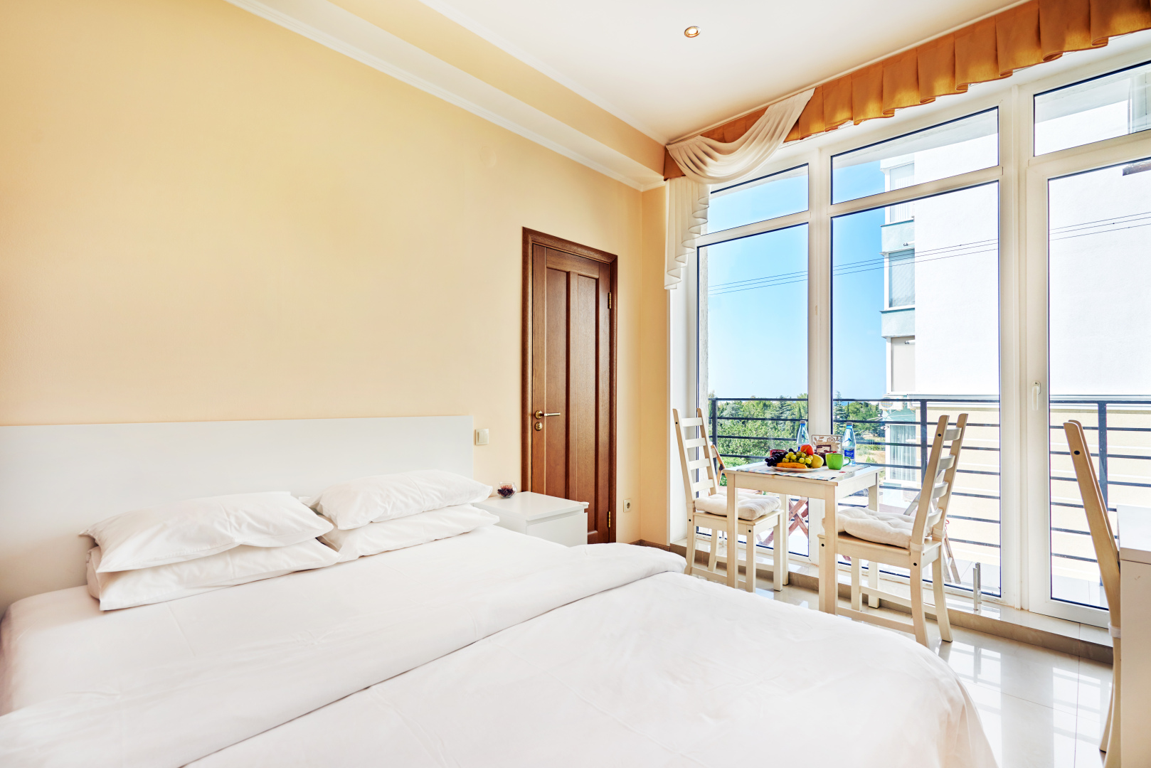 Апартаменты с видом на море в Парке Победы