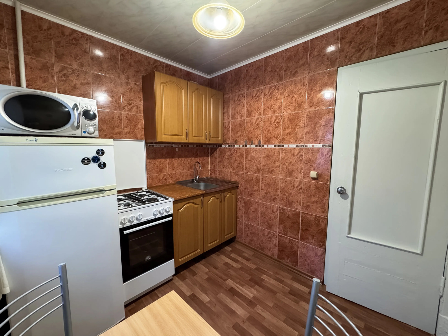 Квартира 2-комнатная на Коминтерна 22