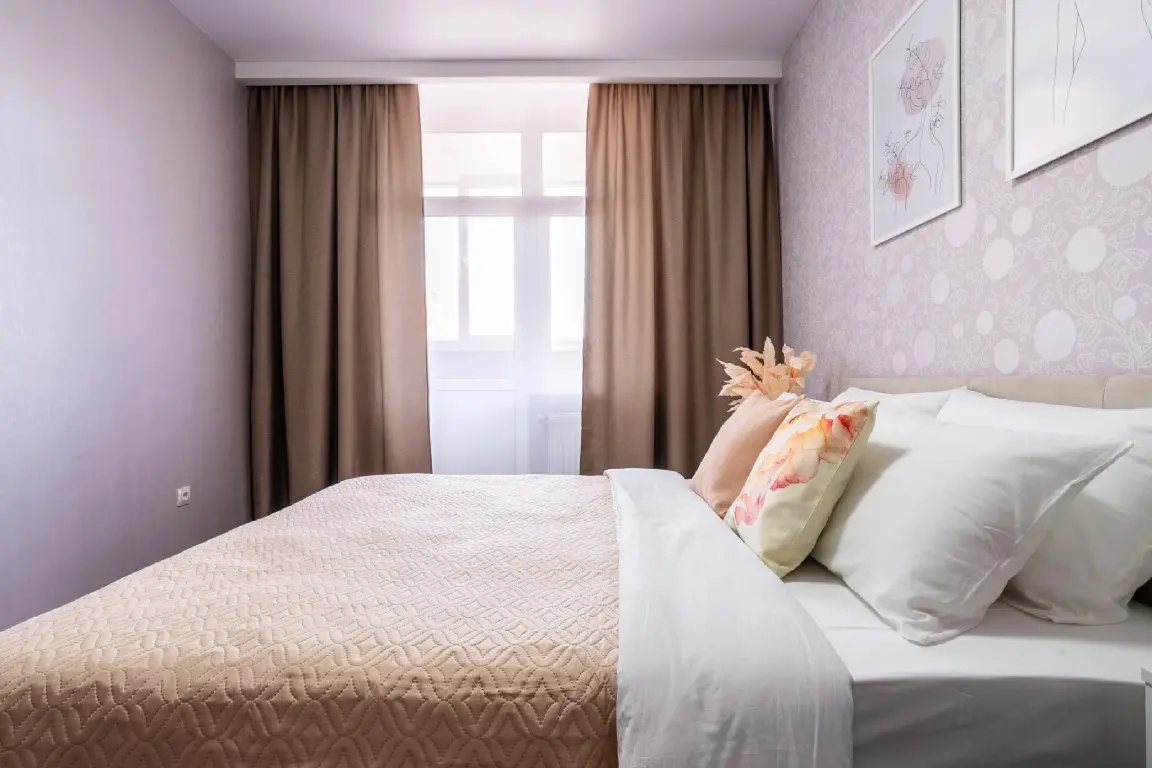 Квартира двухкомнатная Апарт-Отелика в шаговой доступности к парку Галицкого