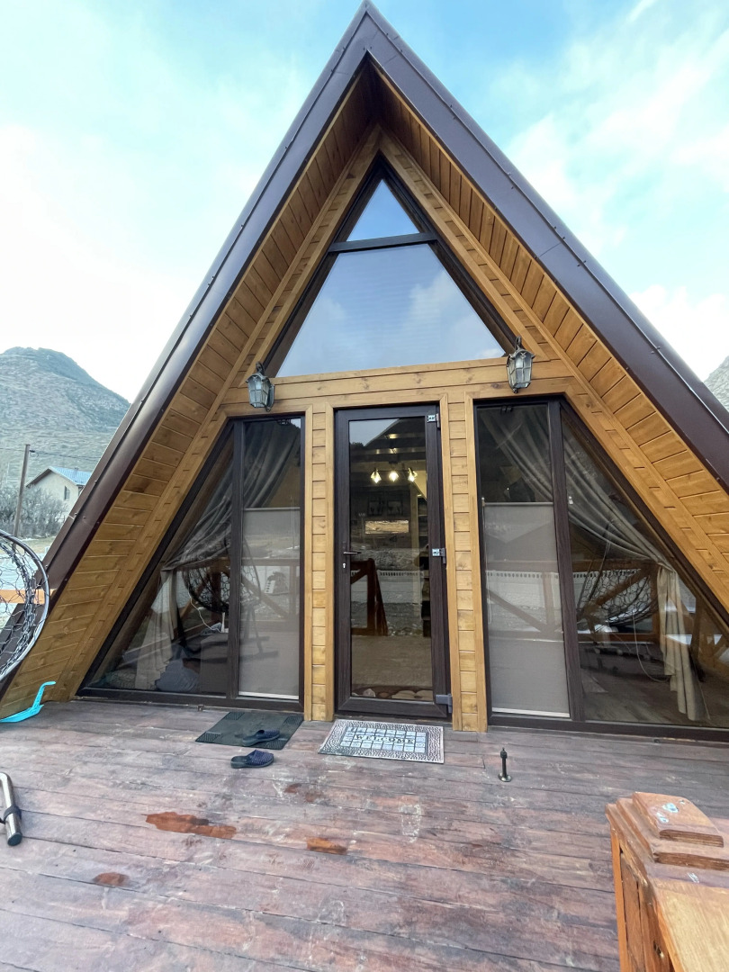 Частный дом Уютный с видом на горы