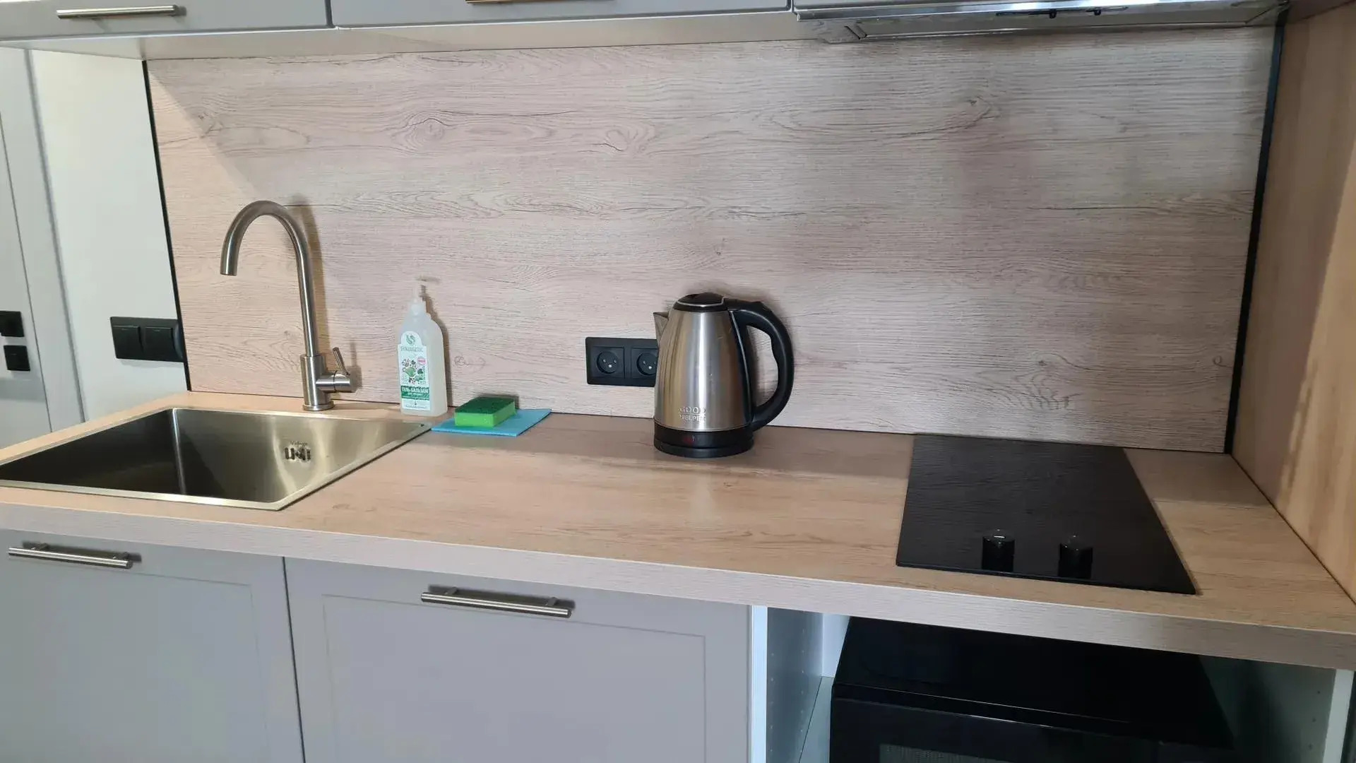 Апартаменты №3 в центре Ярославля - с шикарным вид из окон.