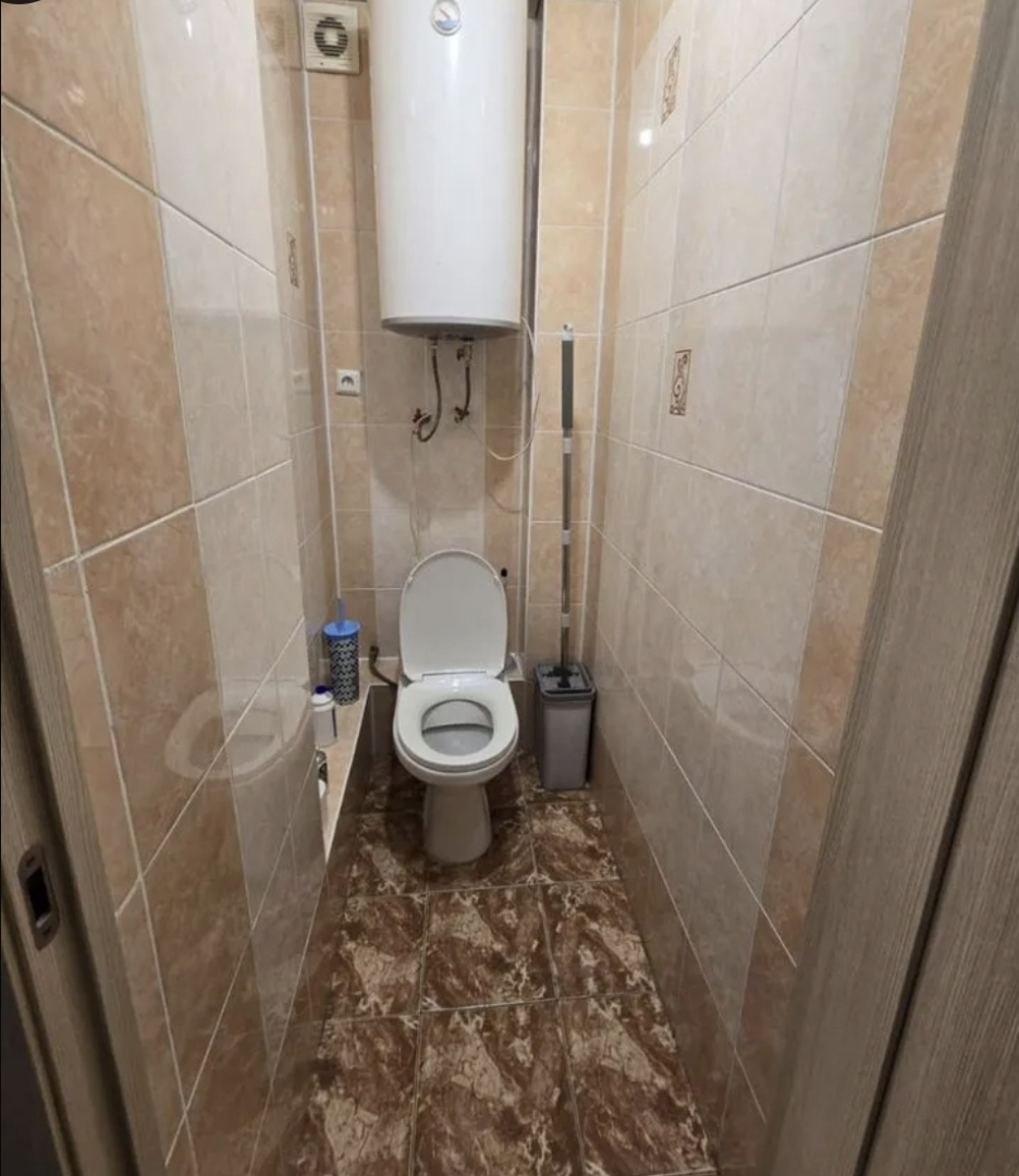 Квартира Просторная трёхкомнатная на Электронной