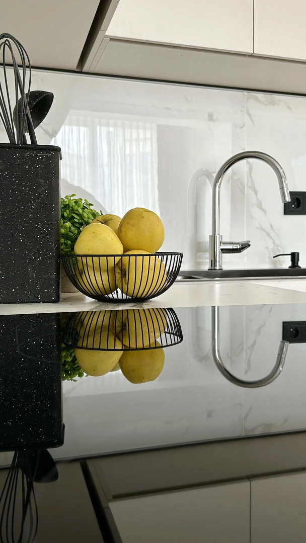 Апартаменты 158/4 Комфорт сити с двуспальной кроватью, диваном и красивым видом