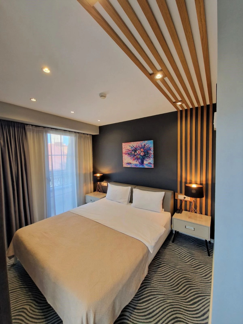 Отель Silver 39  Corner Hotel