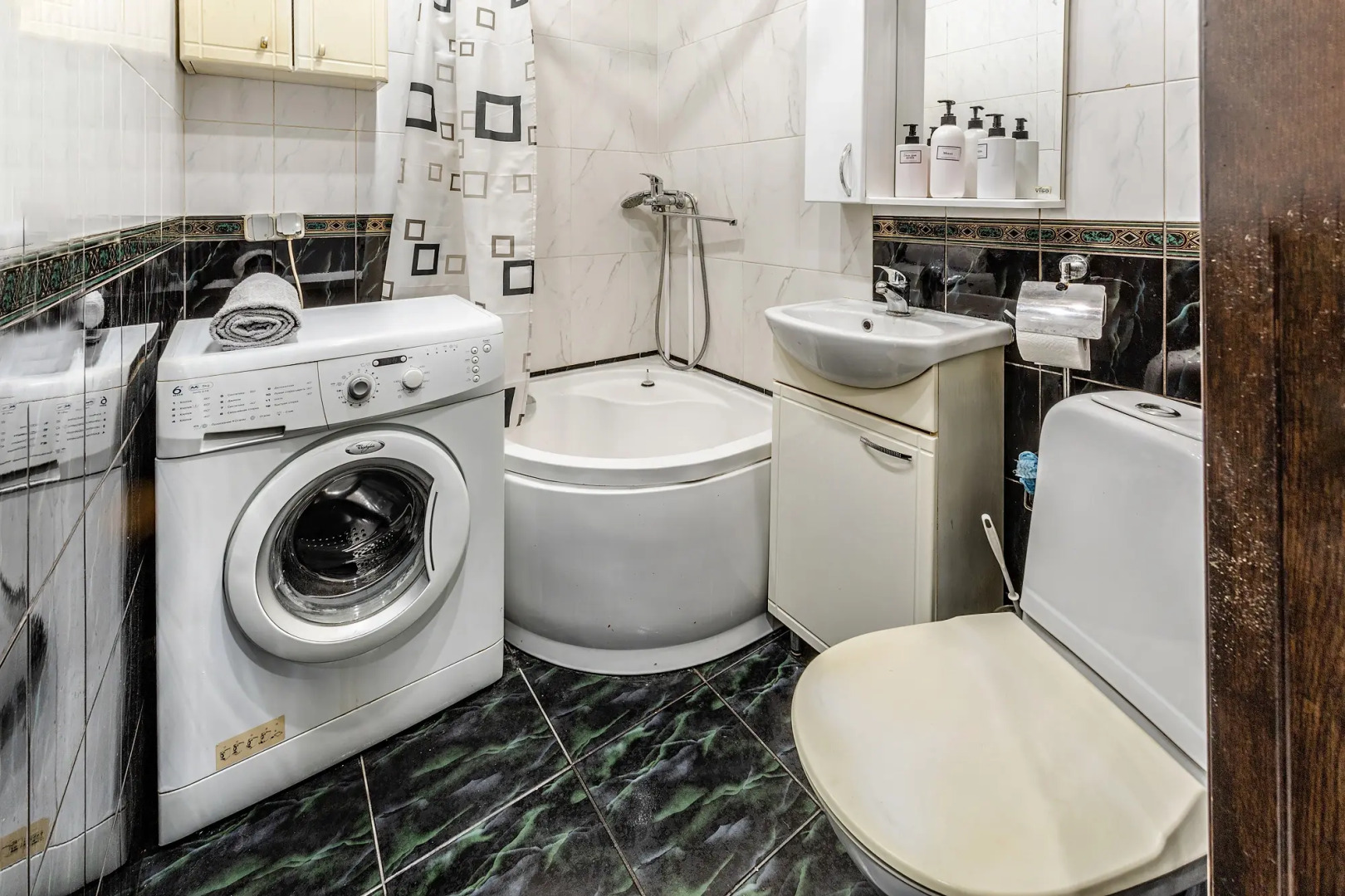 Квартира Шикарная двухкомнатная в центре города