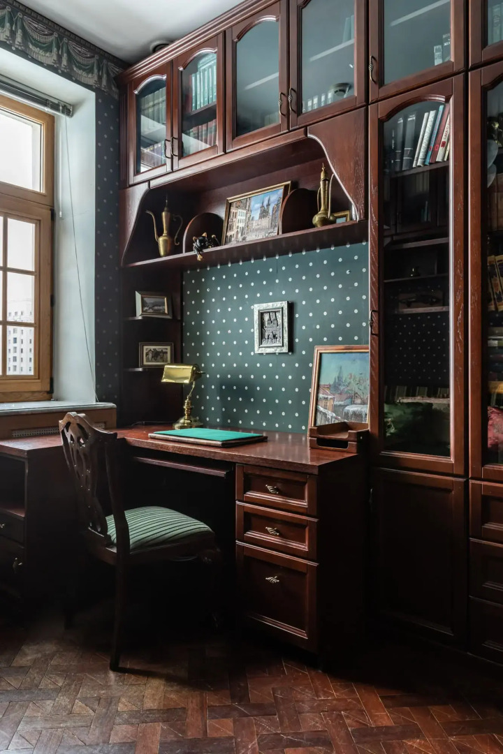 Квартира 4х комнатная  с парковкой возле Кремля