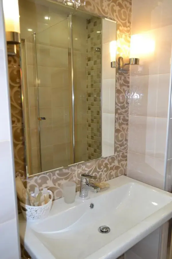 Отель Атриум