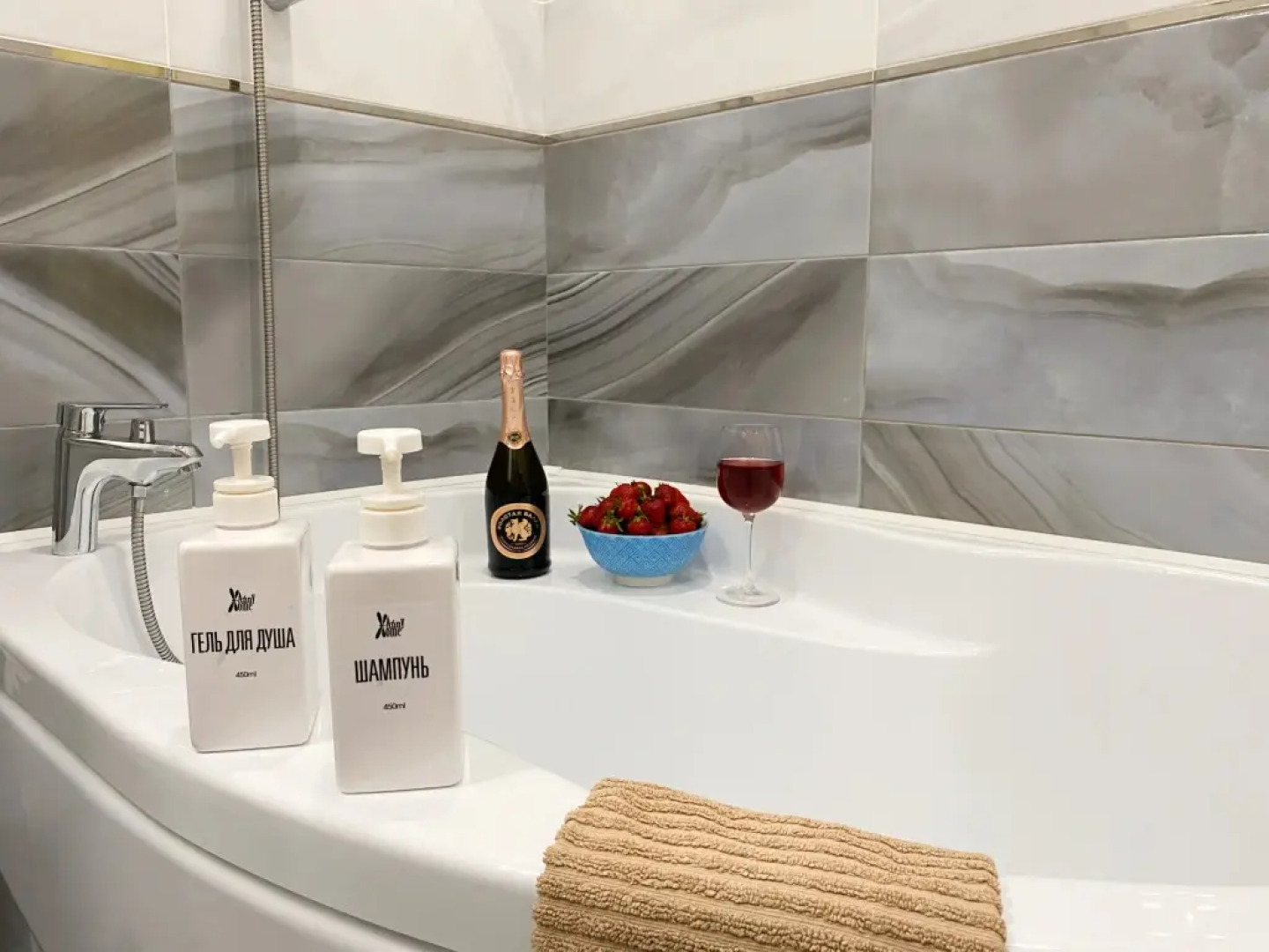 Квартира у Моря с Бассейном