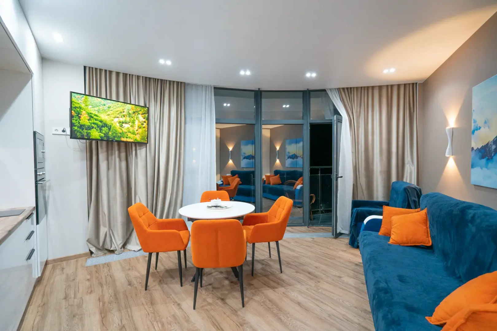 Апартаменты LS-Lux-Orange с прямым видом на море с 14 этажа