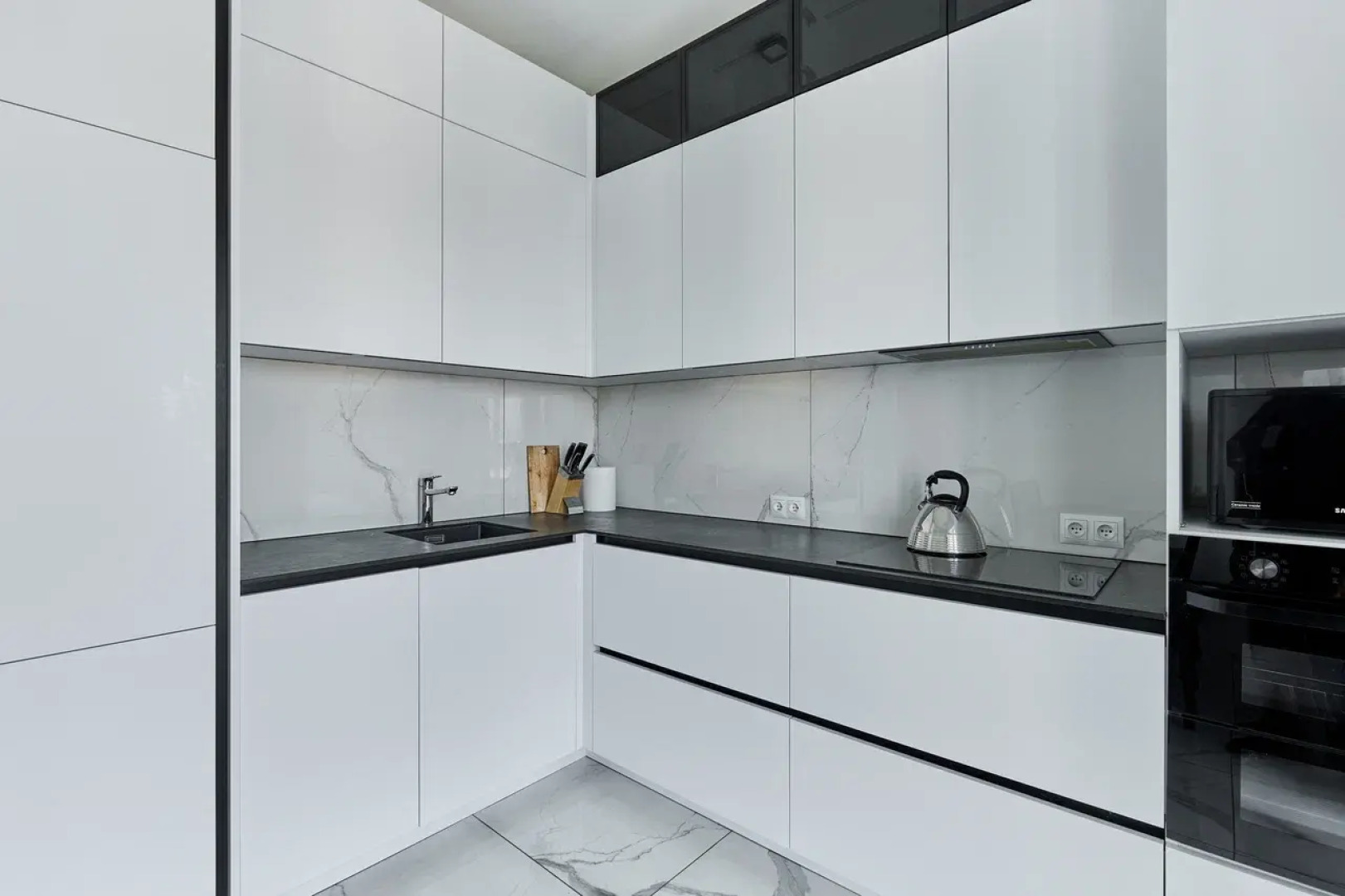 Апартаменты Reverie Swan