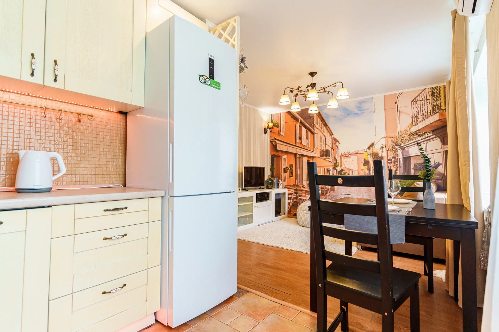 Апартаменты рядом с морем в центре Новороссийска от LetoApart