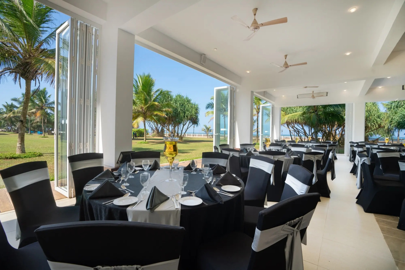 Отель Citrus Waskaduwa