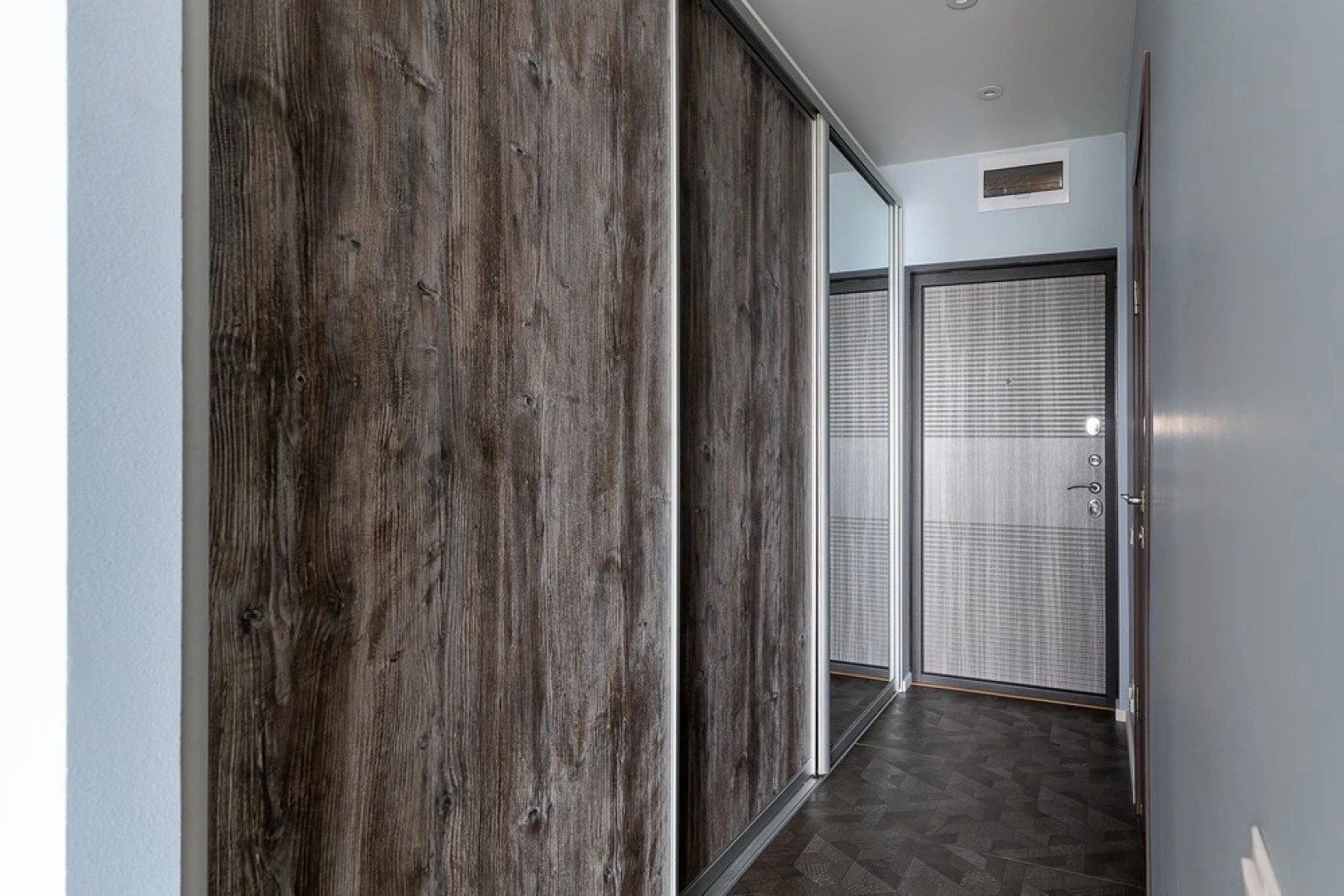 Апартаменты Vlad Apartments