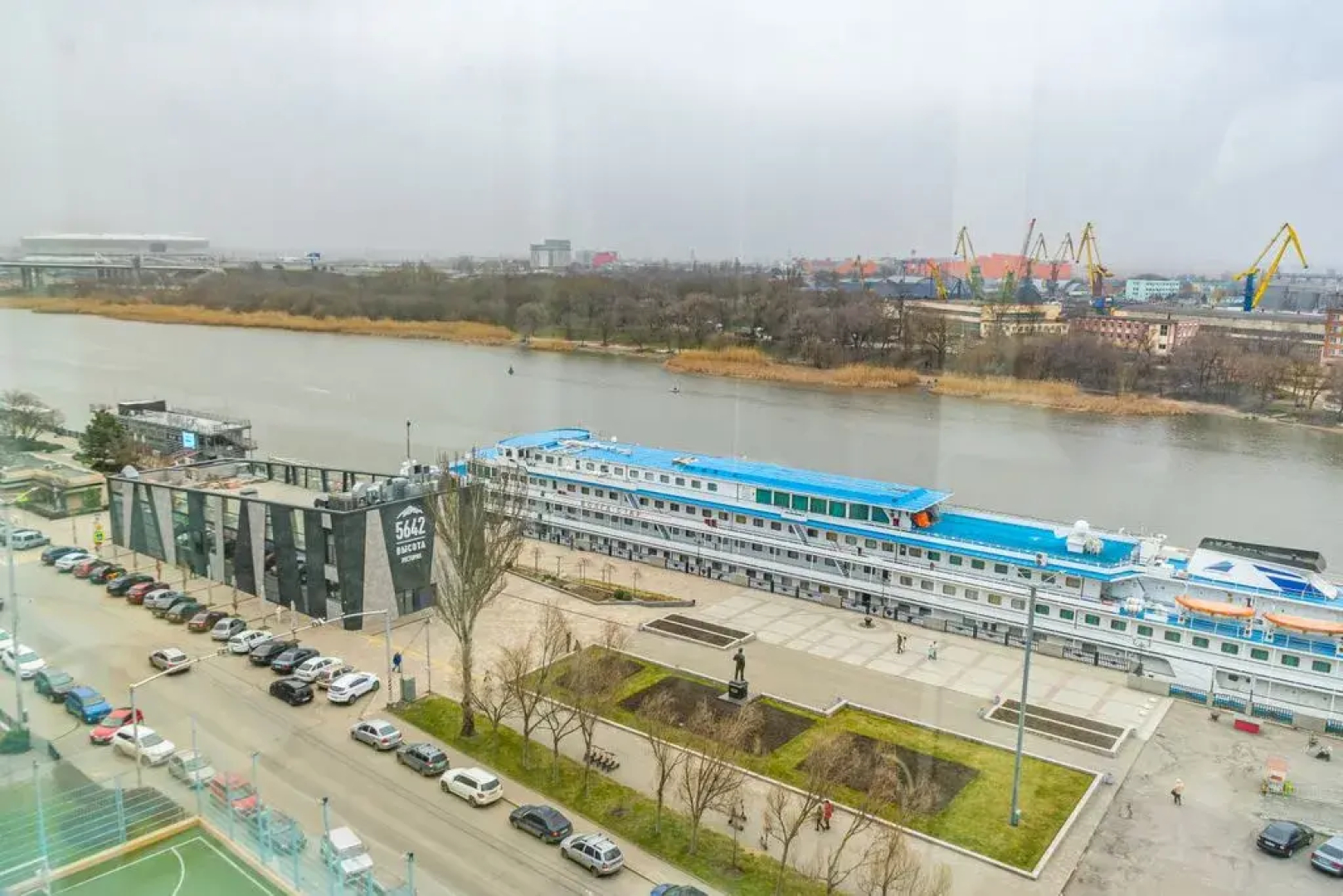 Апартаменты Квартира в ЖК Адмирал