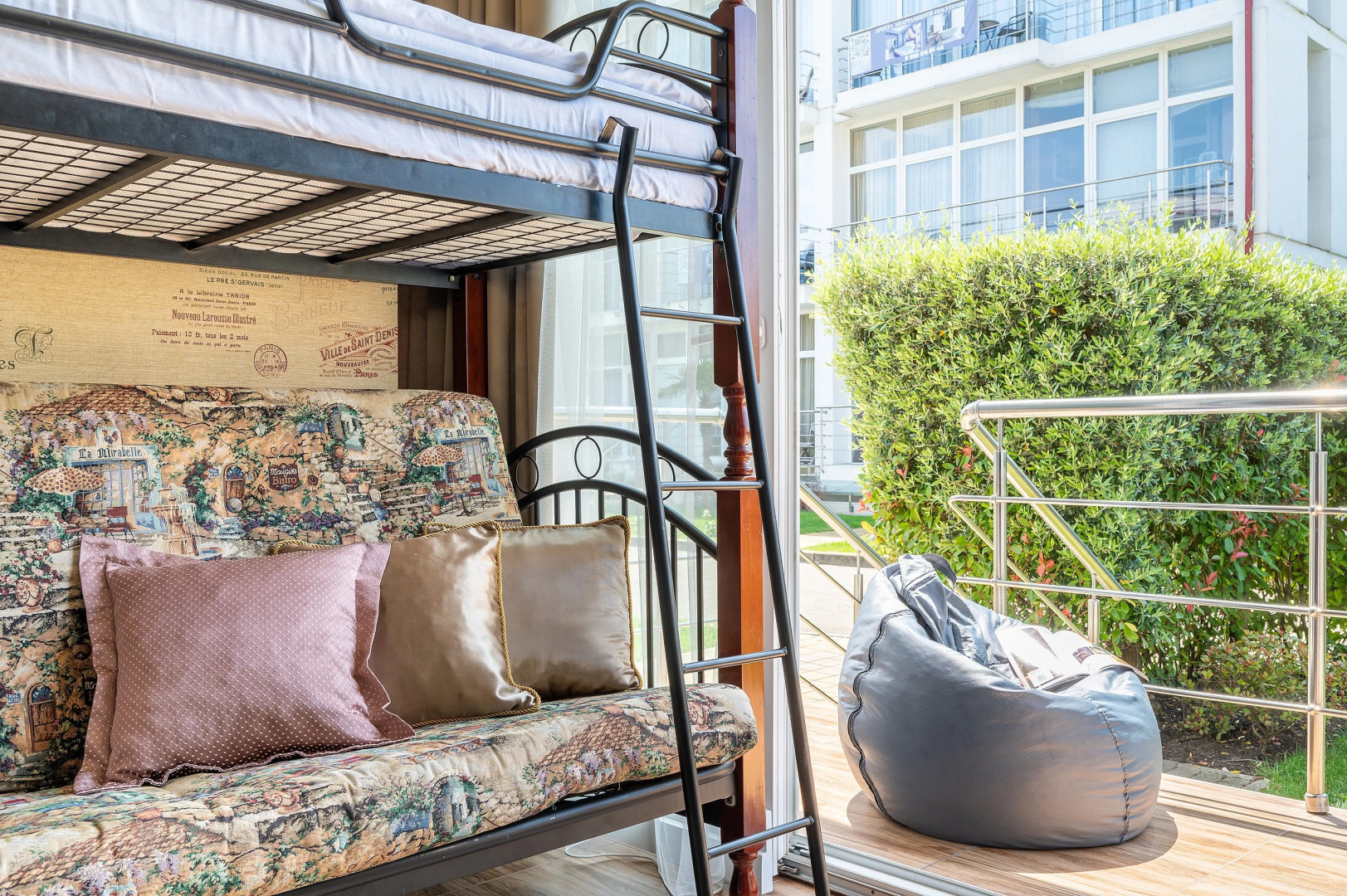 Апартаменты Red apartments Екатерининский Квартал Афродита