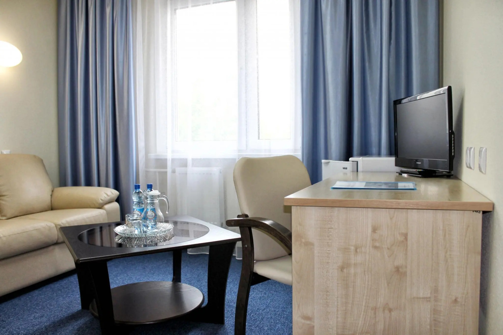 Отель Ист Тайм TGB