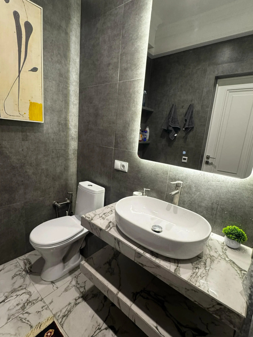 Квартира Трехкомнатная уютная с потрясающим видом на море