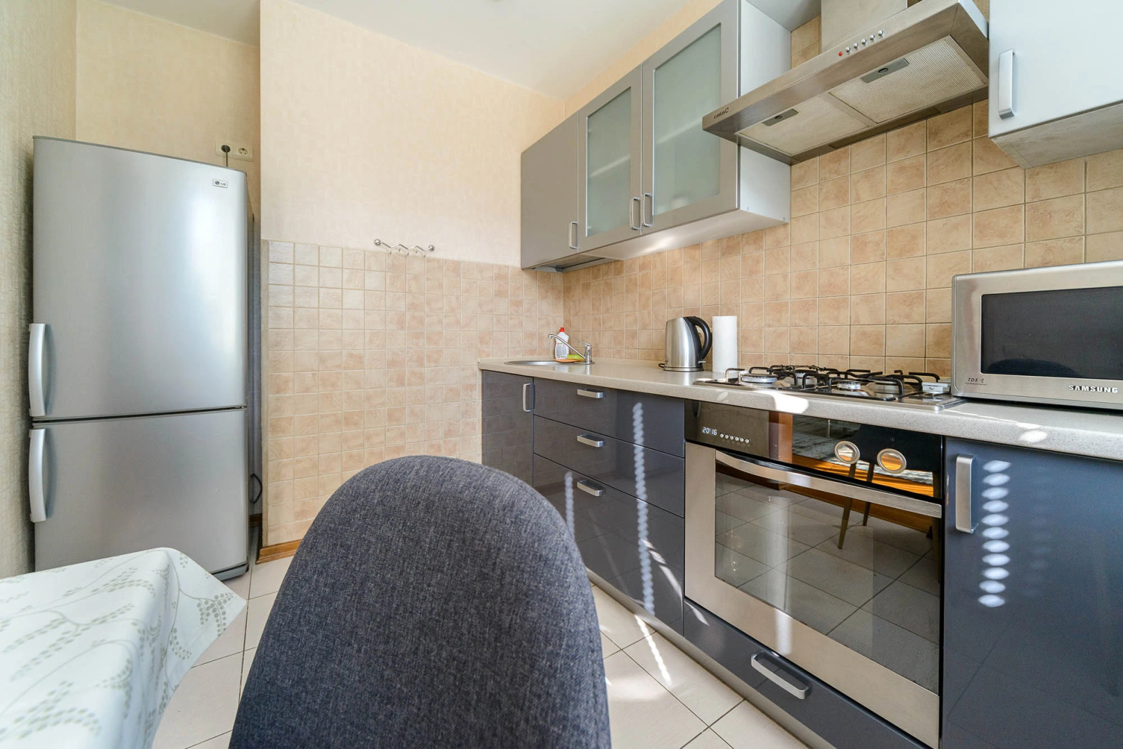 Апартаменты 2-комнатные HomeApart Ленина, 2