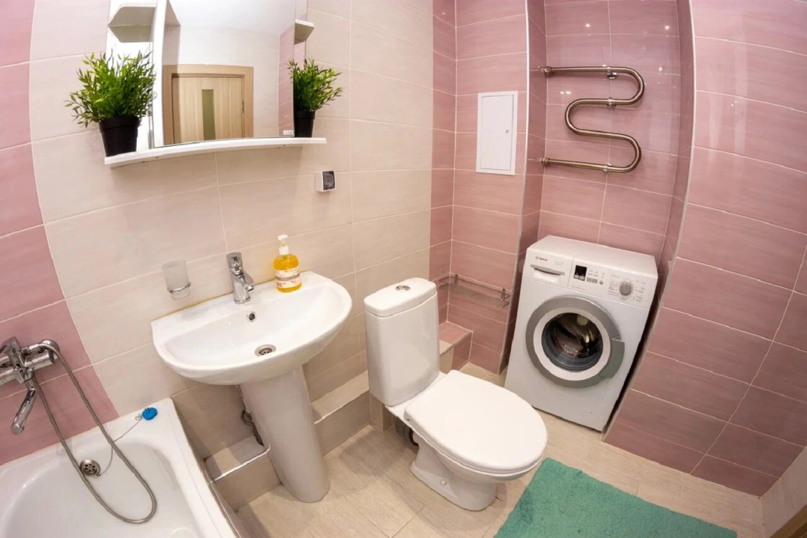 Апартаменты с Видом на Реку