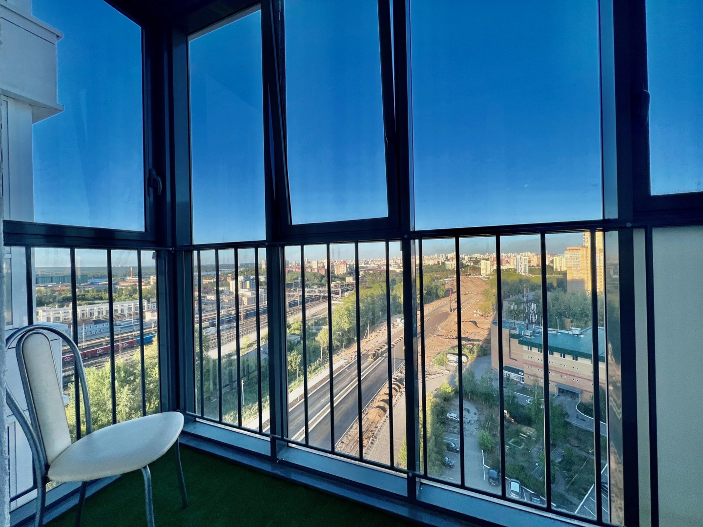 Апартаменты с Двумя комнатами в Новом доме с видом на Барамзиной 38