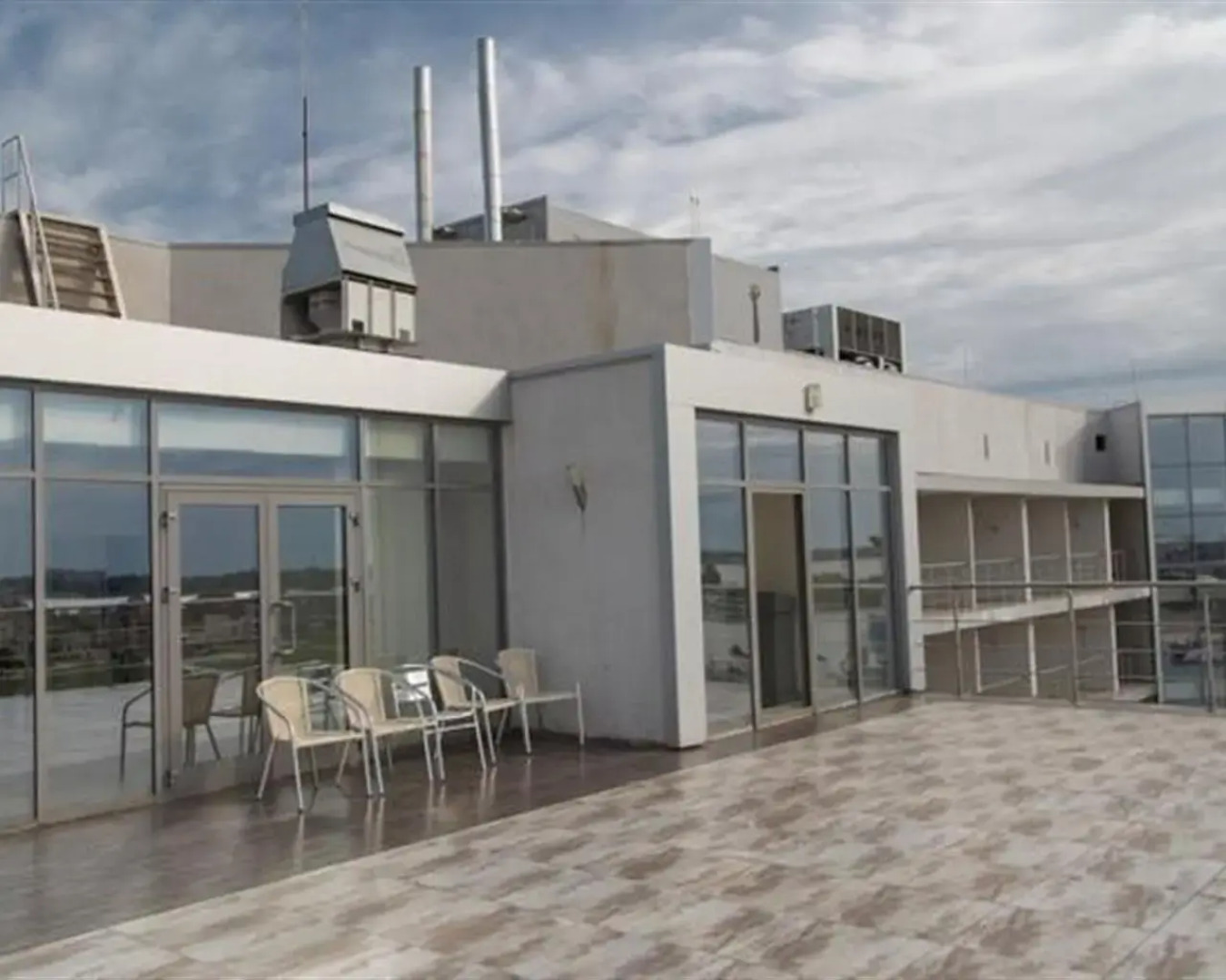 Отель Золотой Затон