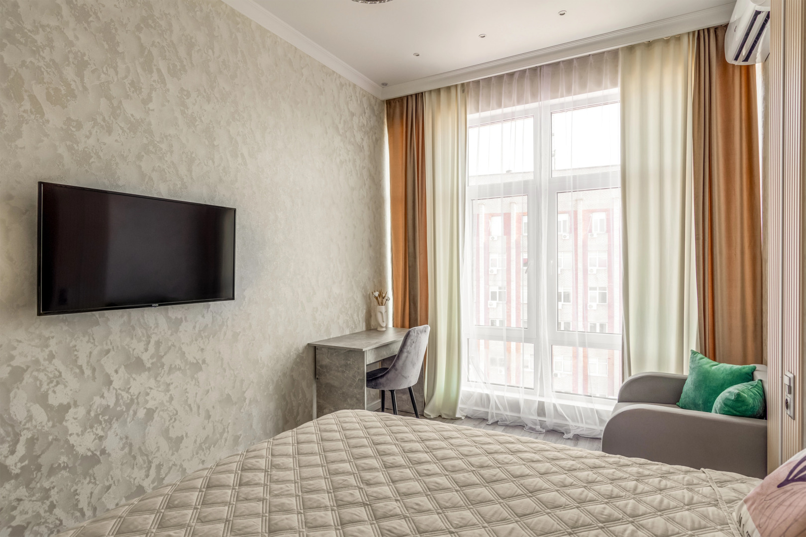 Апартаменты Sunflower