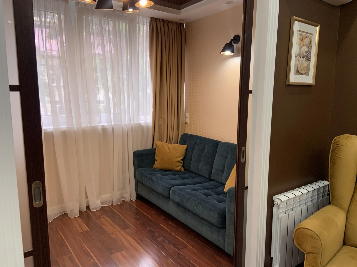 Квартира Уютная в Тихом Центре на Роз 65 10 Минут до Моря