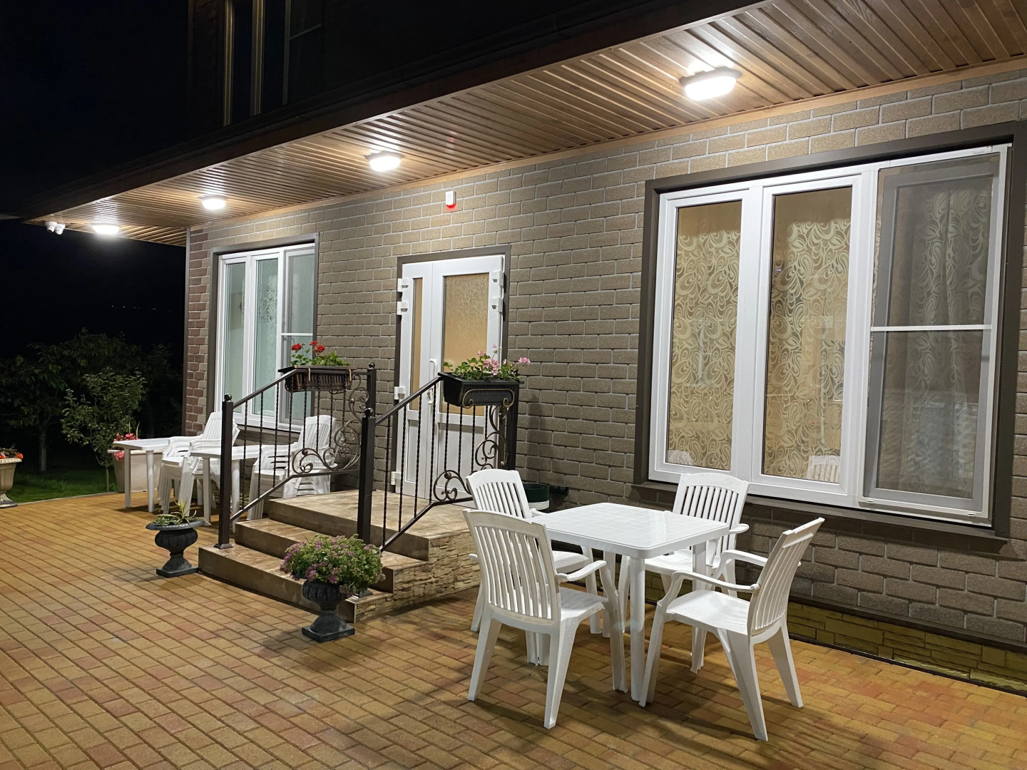 Частный дом с сауной и с зоной барбекю