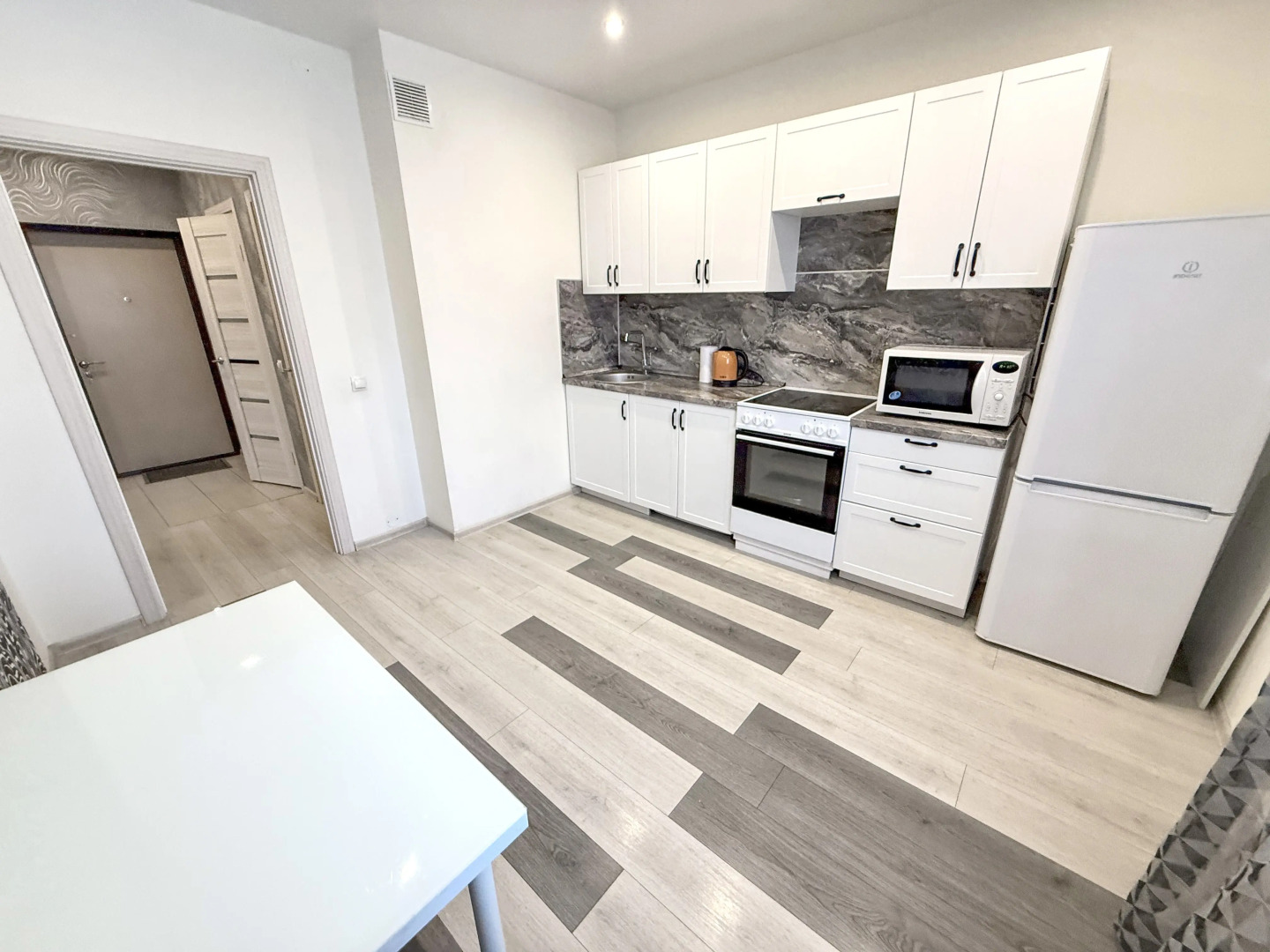 Квартира Посуточно до 8 человек