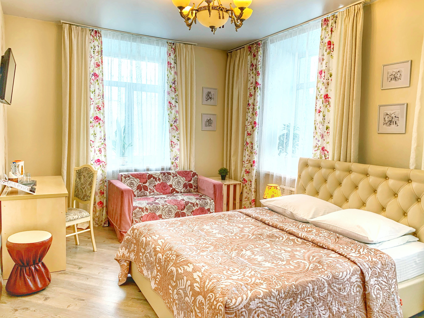 Отель Бастон (корпус 1)