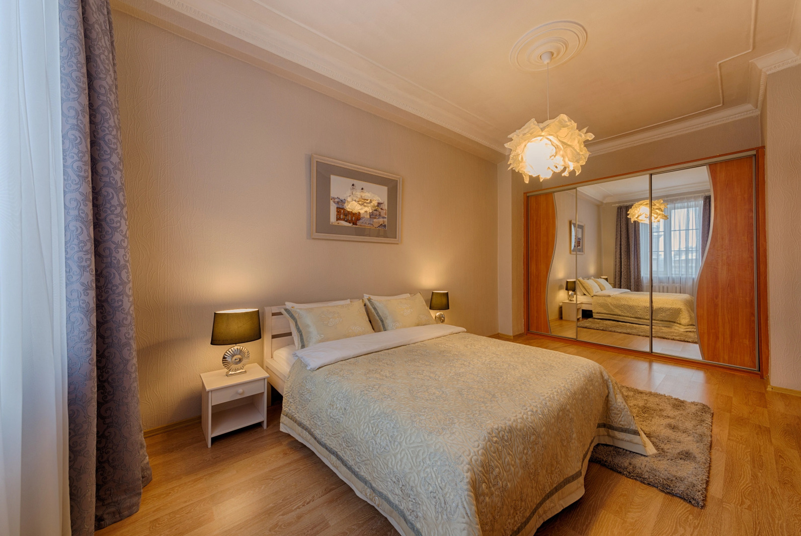 Апартаменты 4-комнатные HomeApart пр-т Независимости, 14