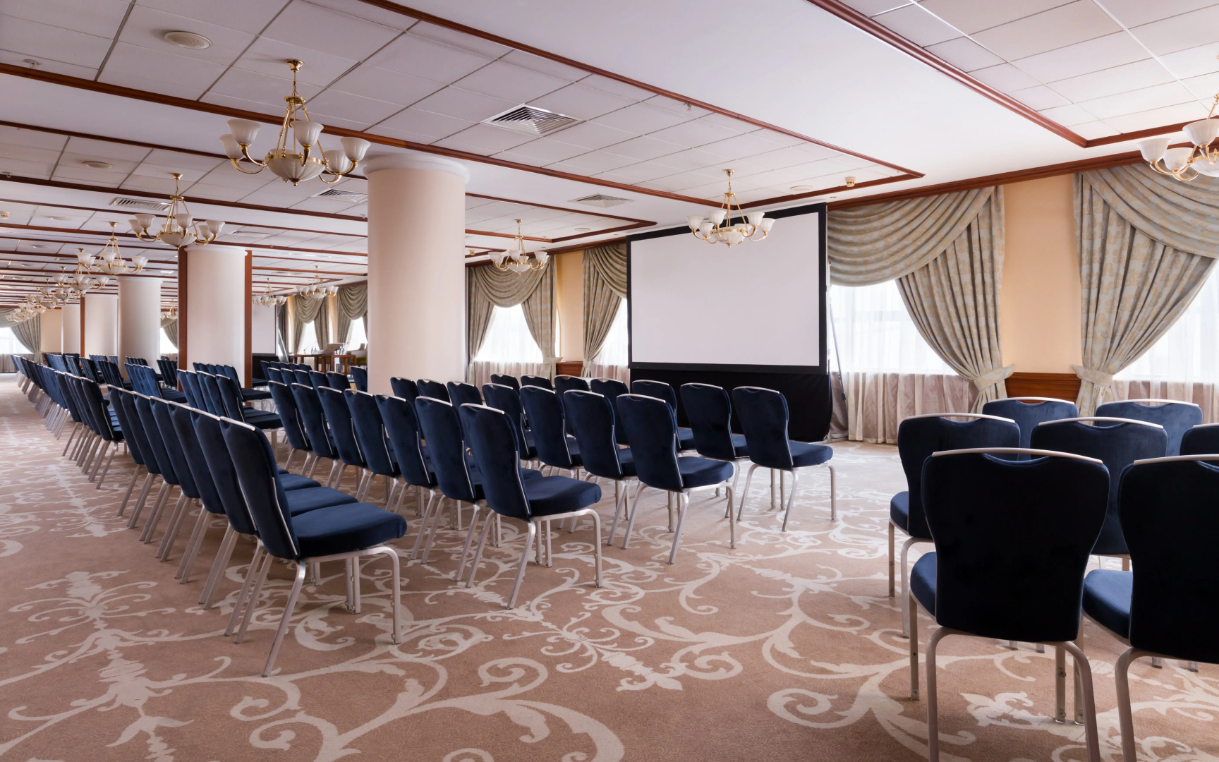 Сафмар Аврора Люкс (бывший Марриотт Ройал Аврора)